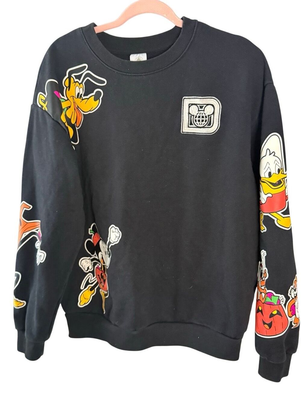 Disneyland Halloween 2022 Crewneck sweatshirt Size Large